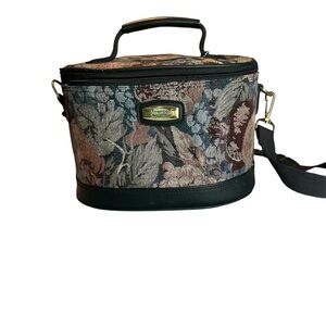 American Tourister Vintage Floral Cosmetic Case - Black and Multicolor Tapestry